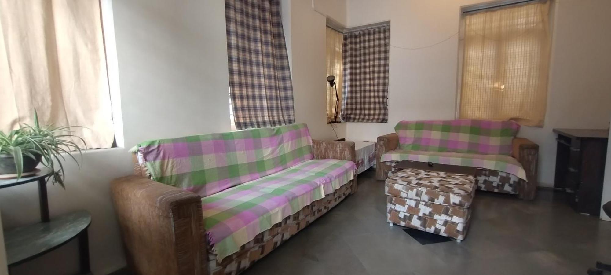 Madhav Bhavan Guest House Pune Esterno foto