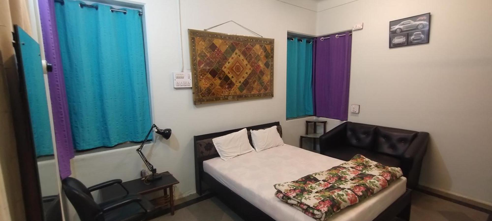 Madhav Bhavan Guest House Pune Esterno foto