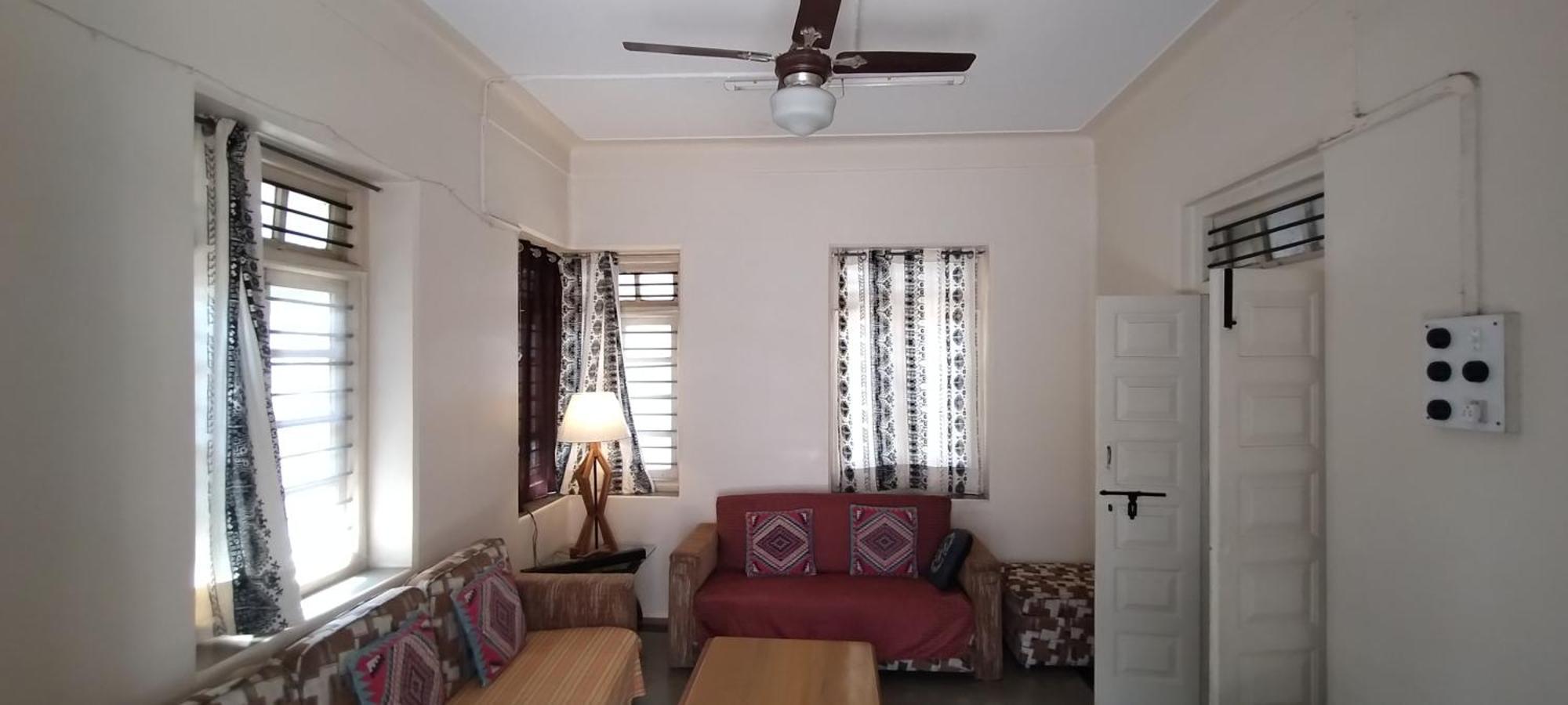 Madhav Bhavan Guest House Pune Esterno foto
