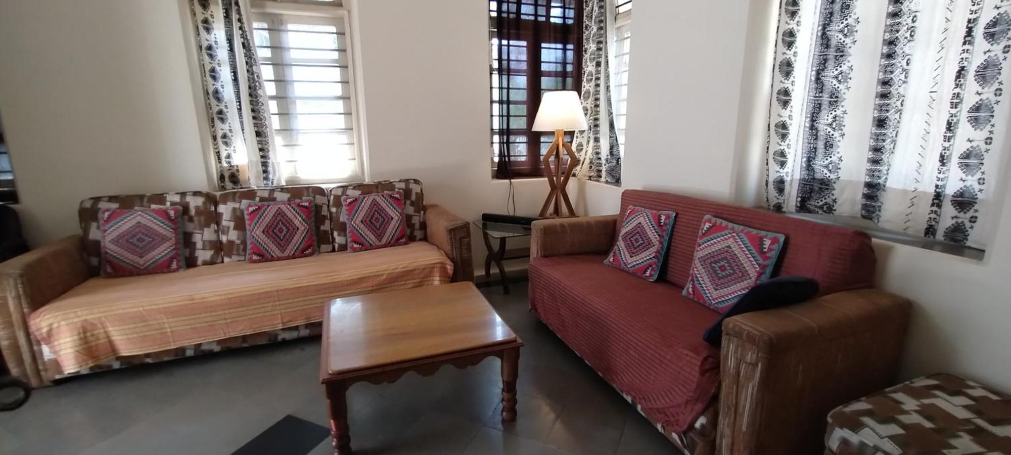 Madhav Bhavan Guest House Pune Esterno foto
